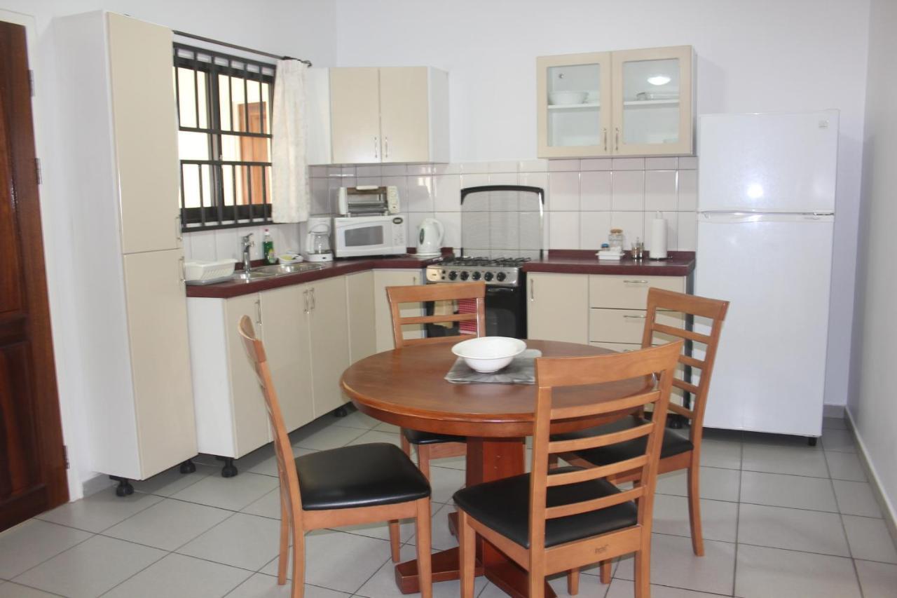 Rachel'S Apartments Paramaribo Ruang foto
